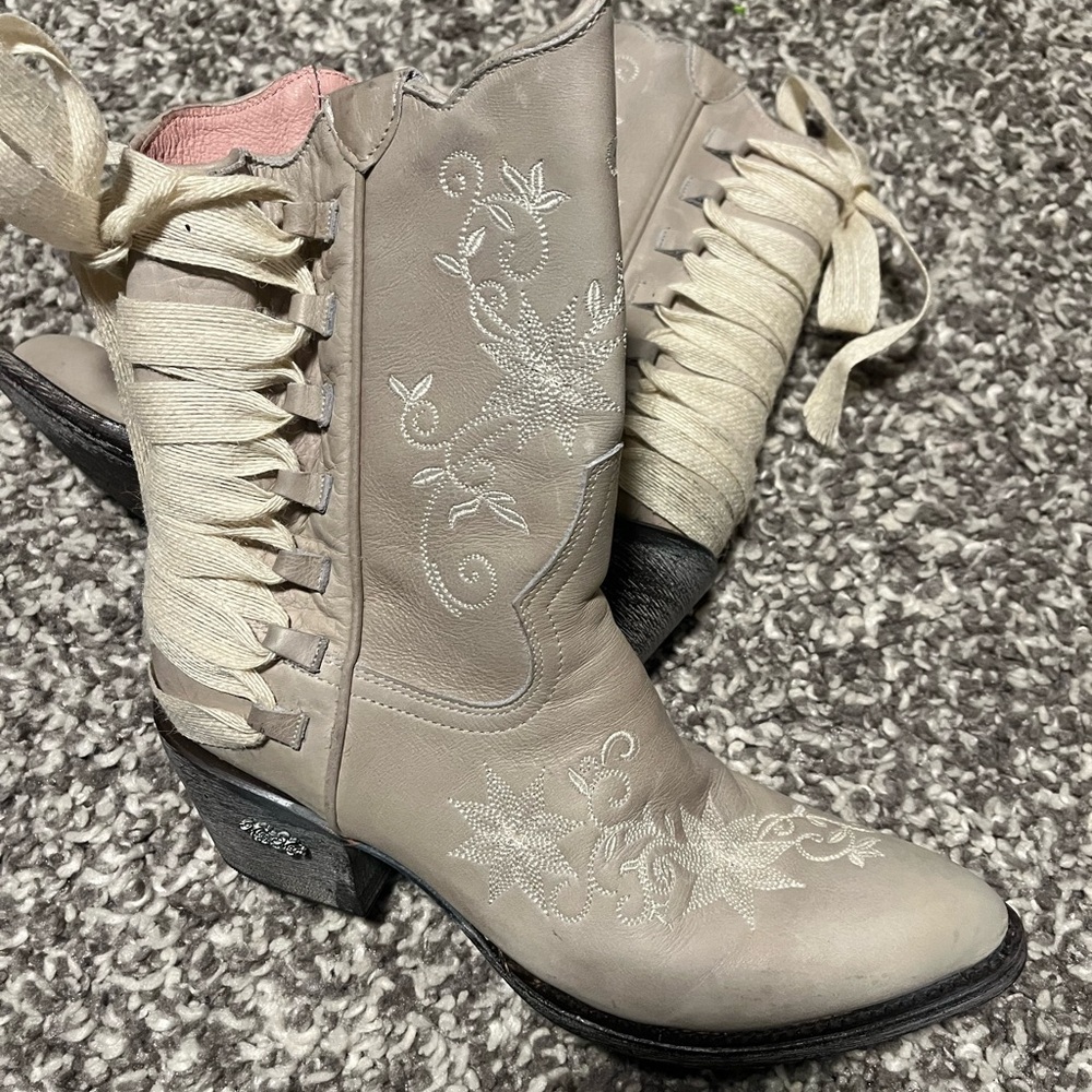 Women’s Cowboy Boots